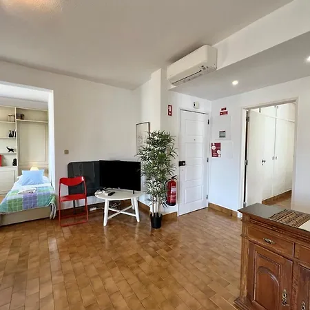 Apartment Brightness By Homing Alvor